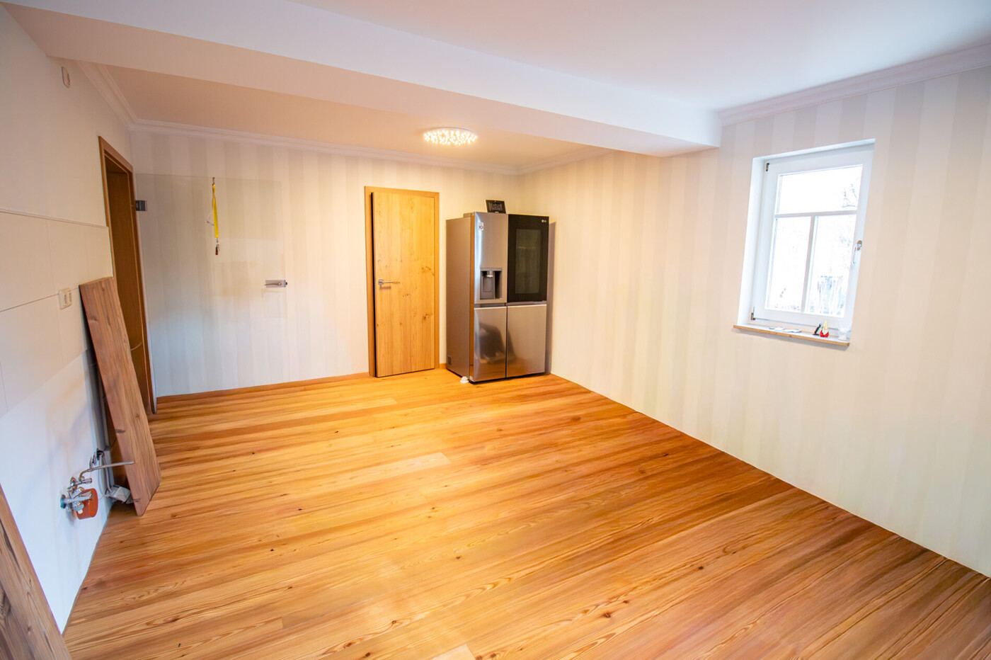 große Küche - Essbereich-2