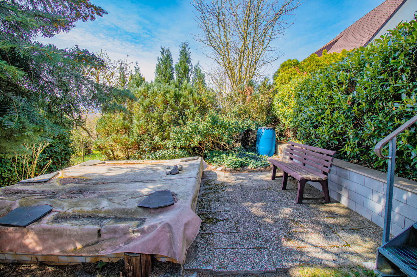 Terrasse mit Pool
