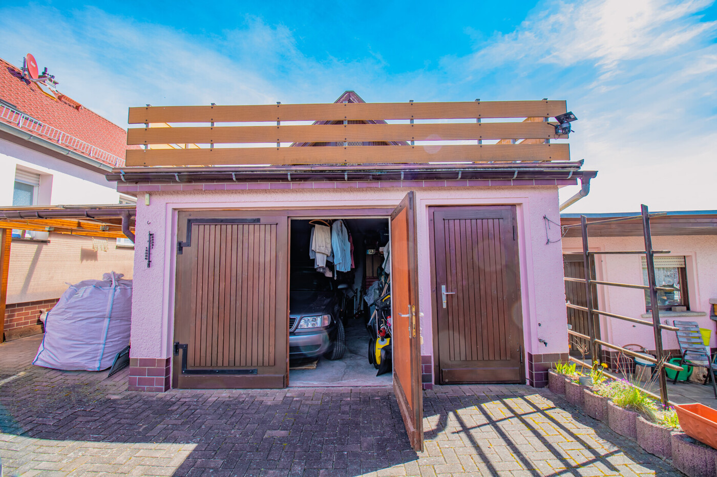 Garage