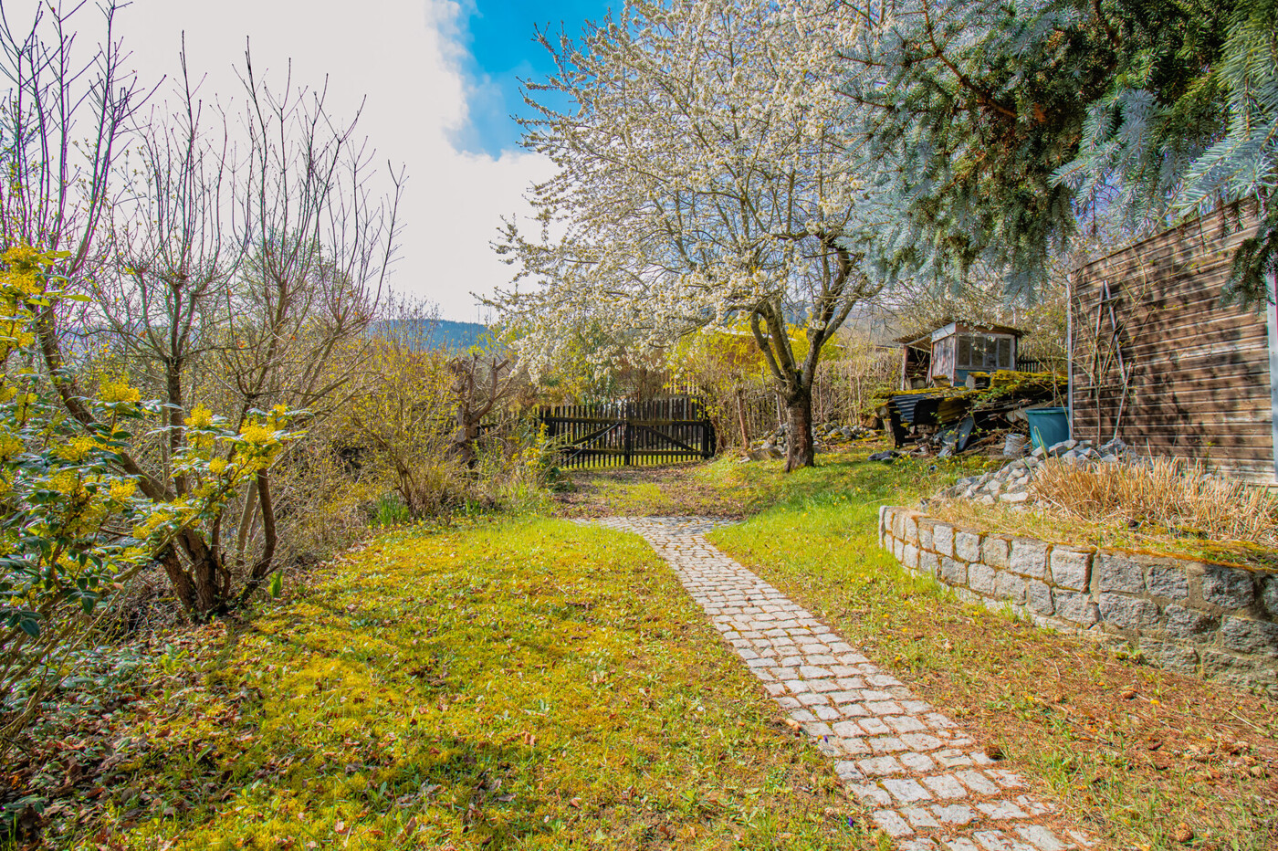 Weg zum Bungalow