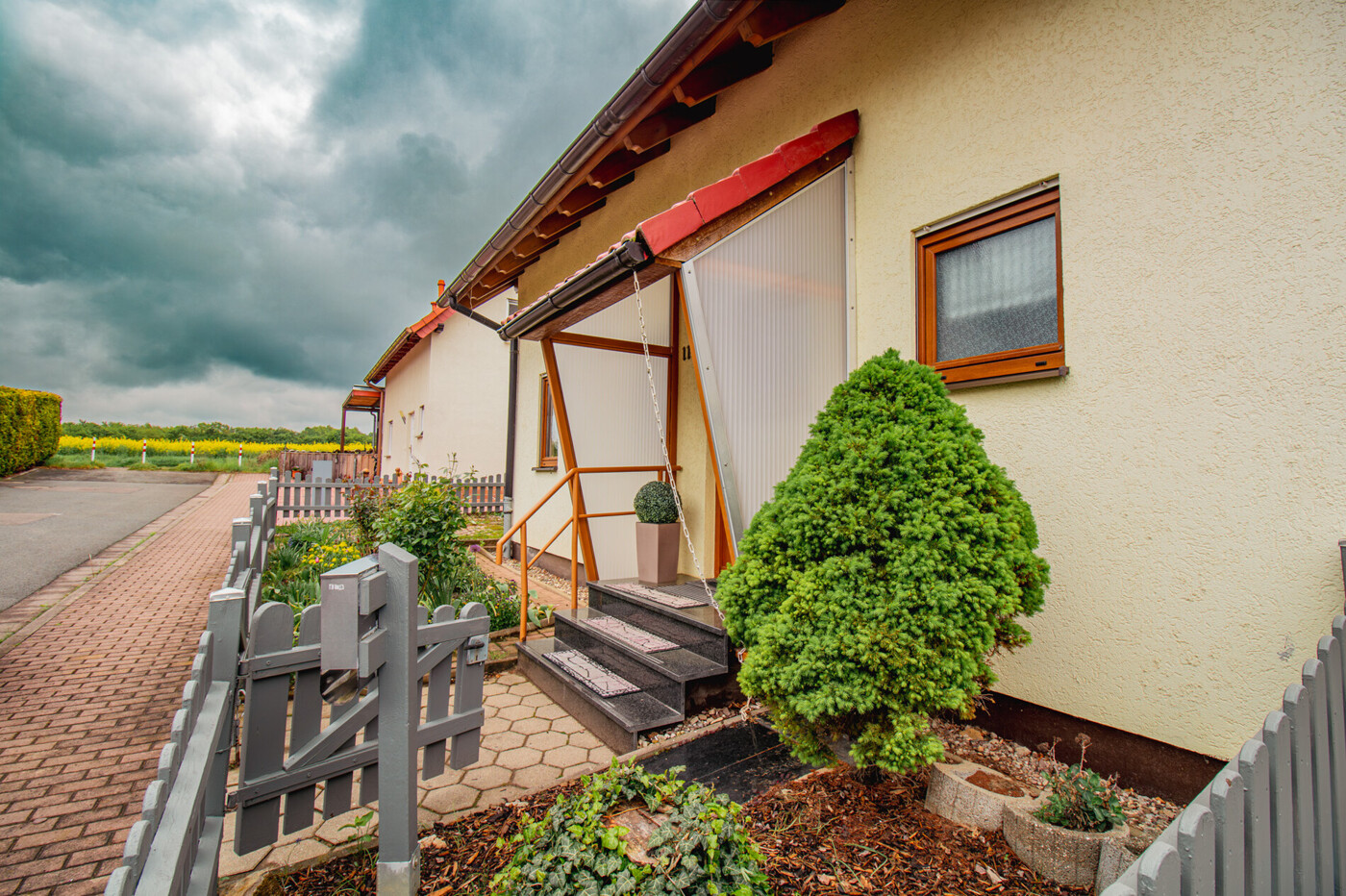 Außenansicht Vorgarten