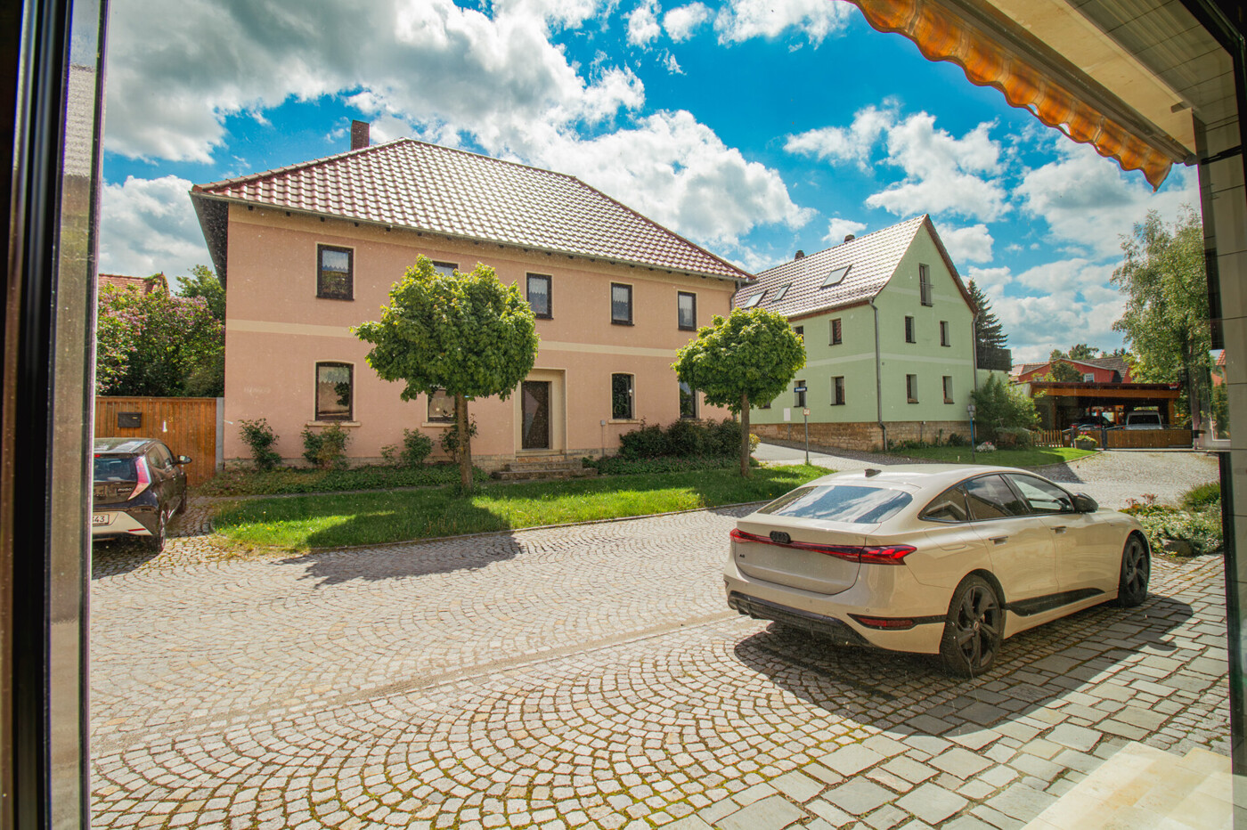 EG-Blick aus dem Verkaufsraum