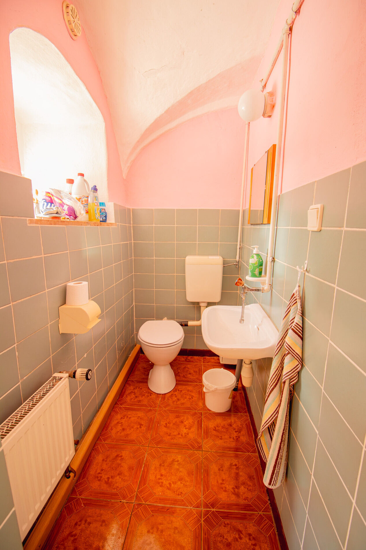 EG-Gewölbebereich WC