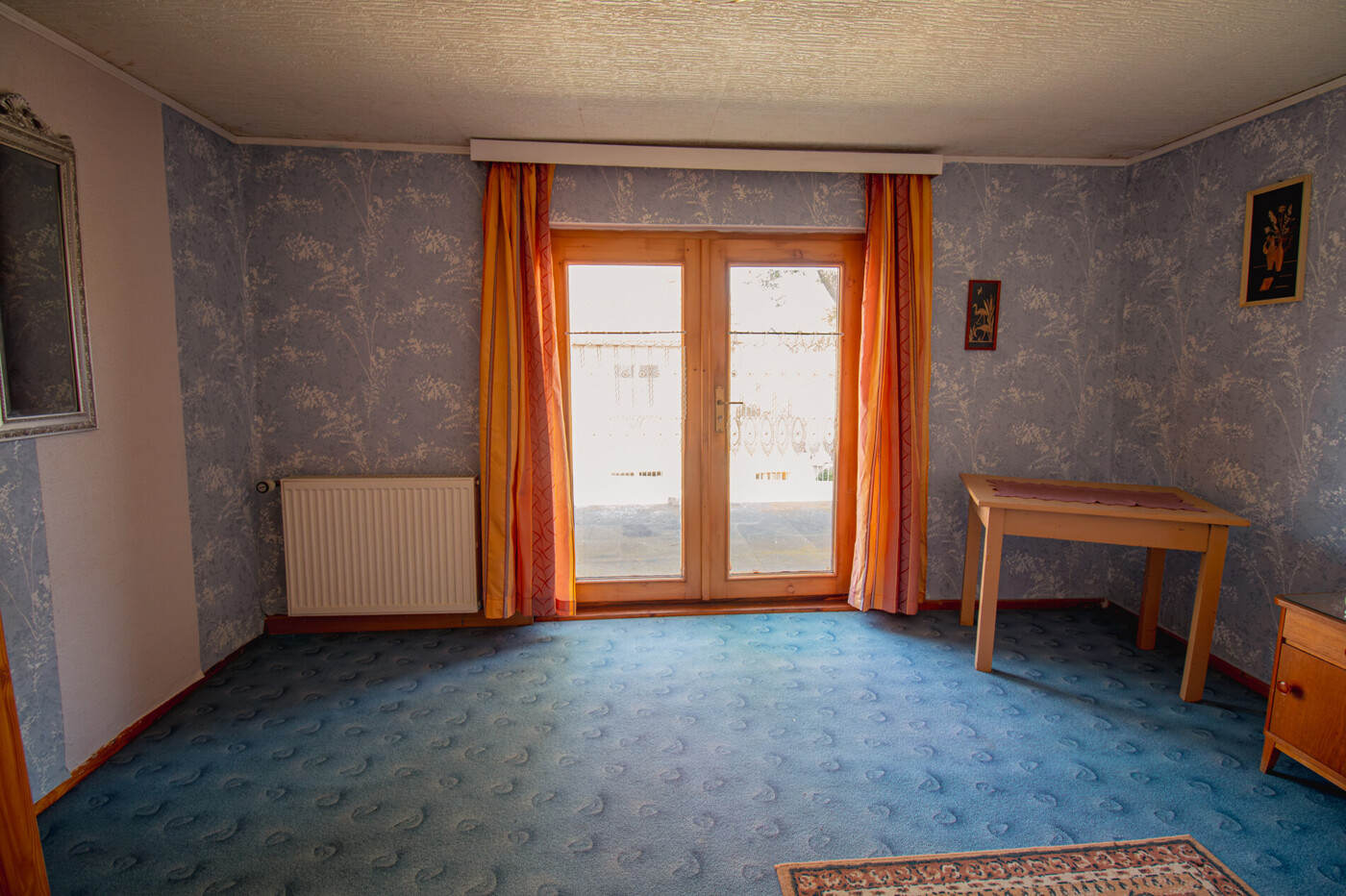 OG-Büro mit Balkonzugang