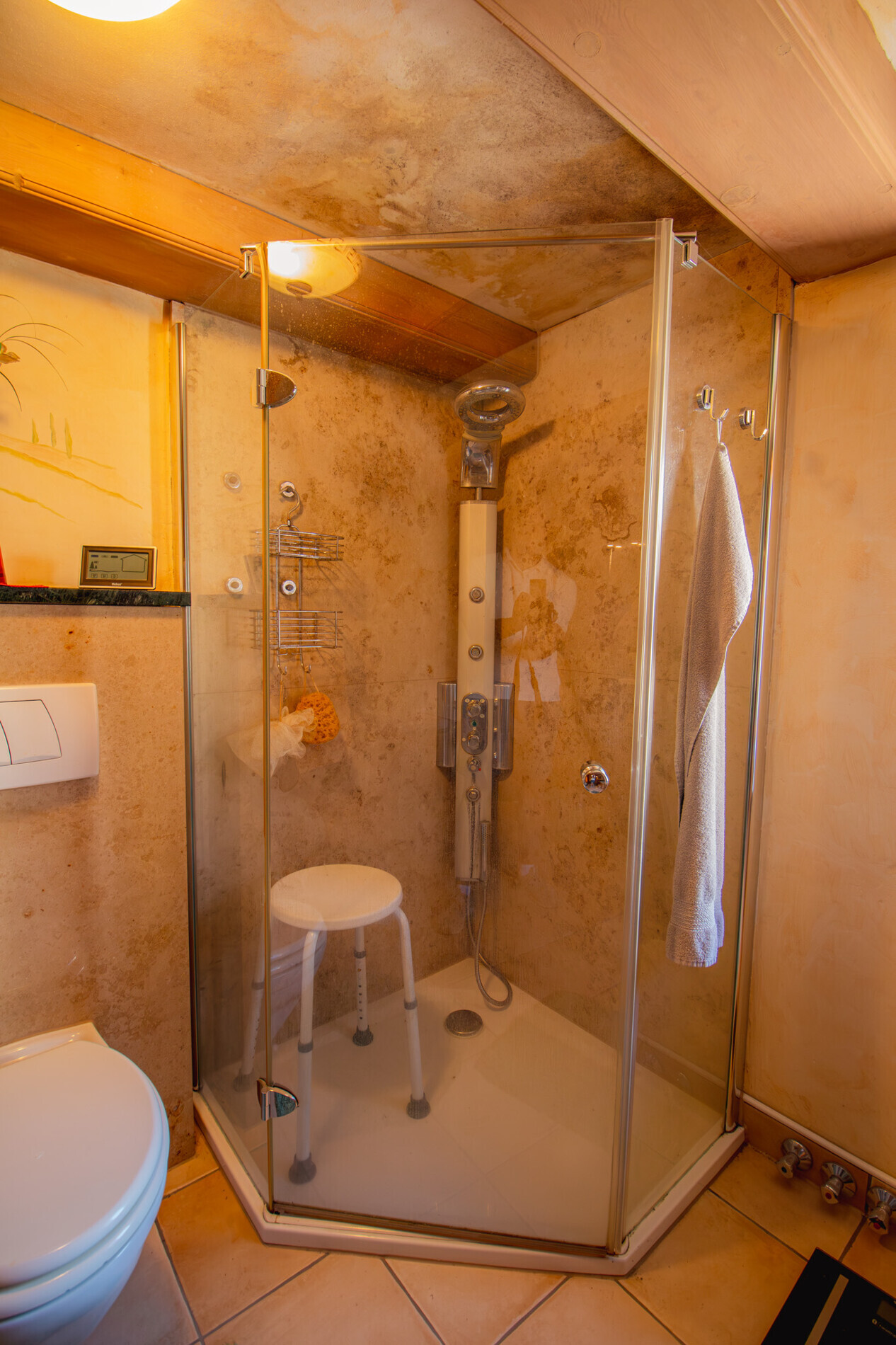 OG-Badezimmer Dusche