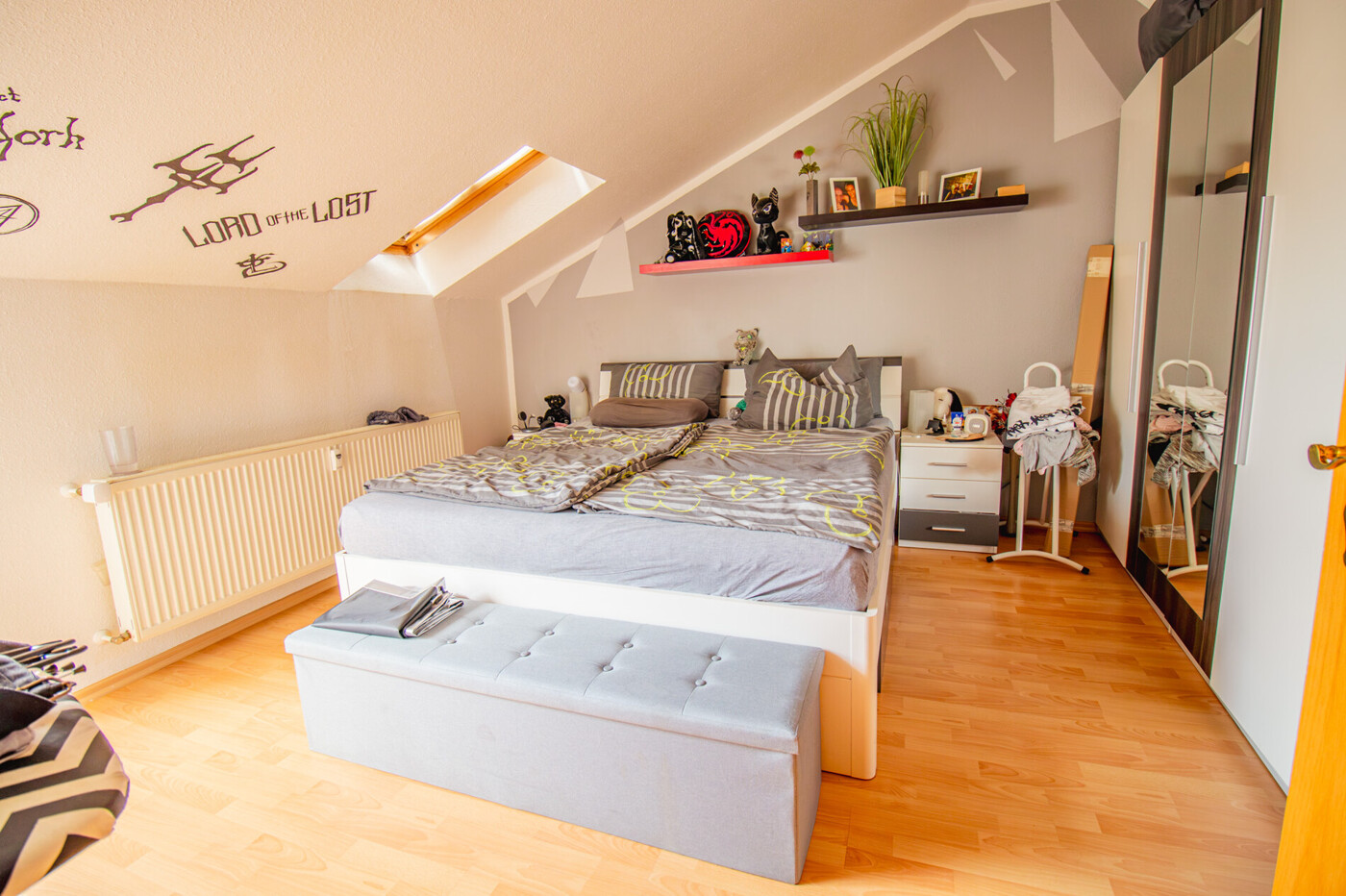 2.OG rechts - Schlafzimmer