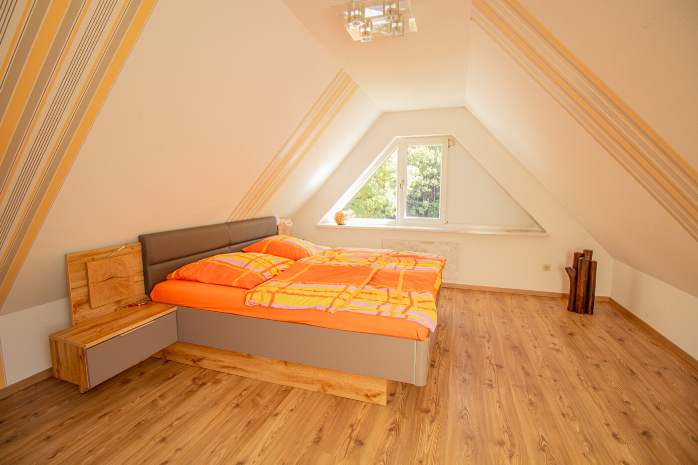 DG-Schlafzimmer