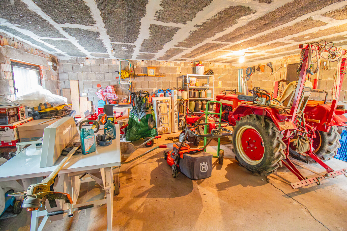 große Garage