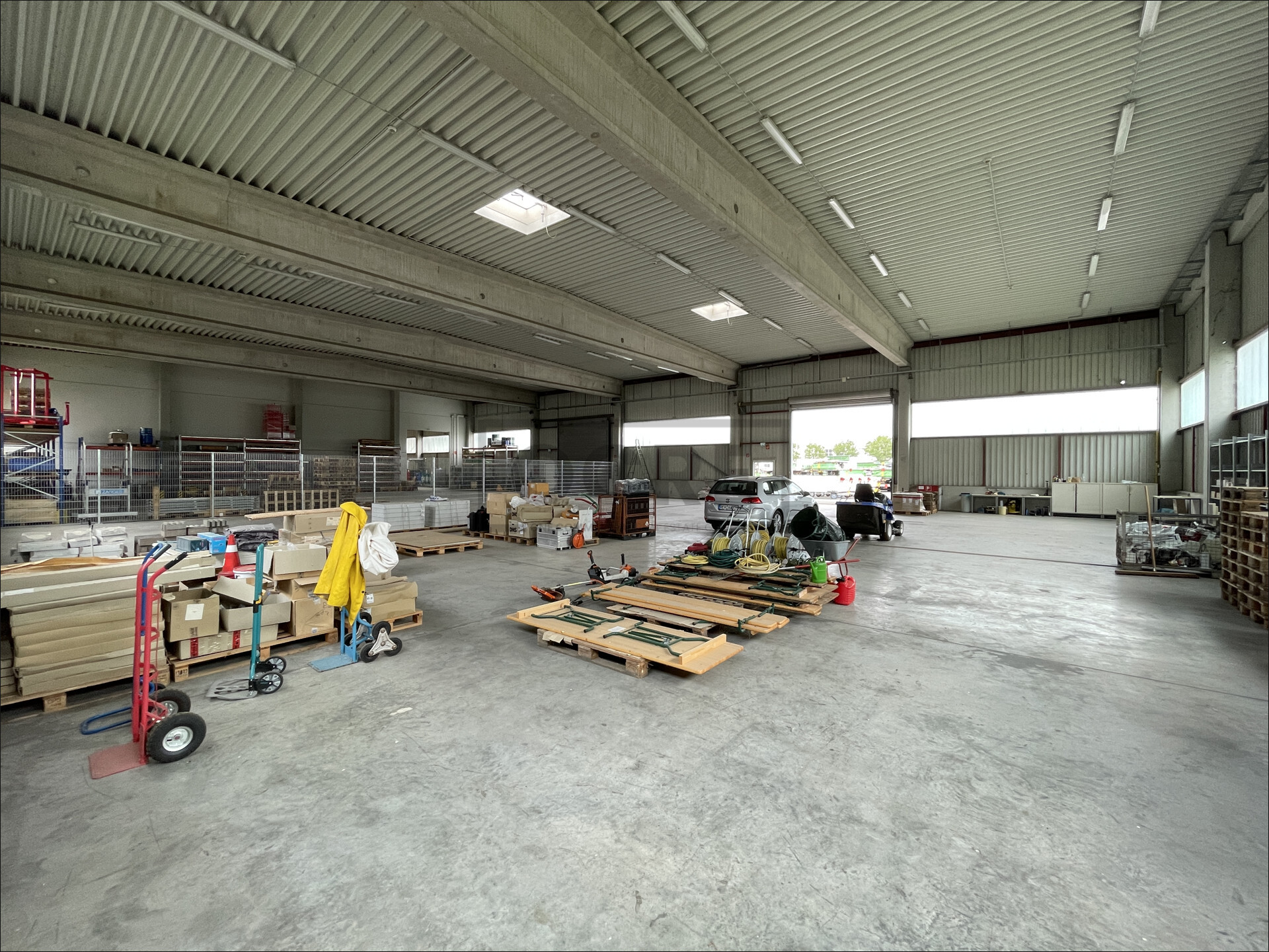 Im Exklusivmandat!
Hochwertige Lagerhalle mit großzügiger Freifläche, Ansicht 8