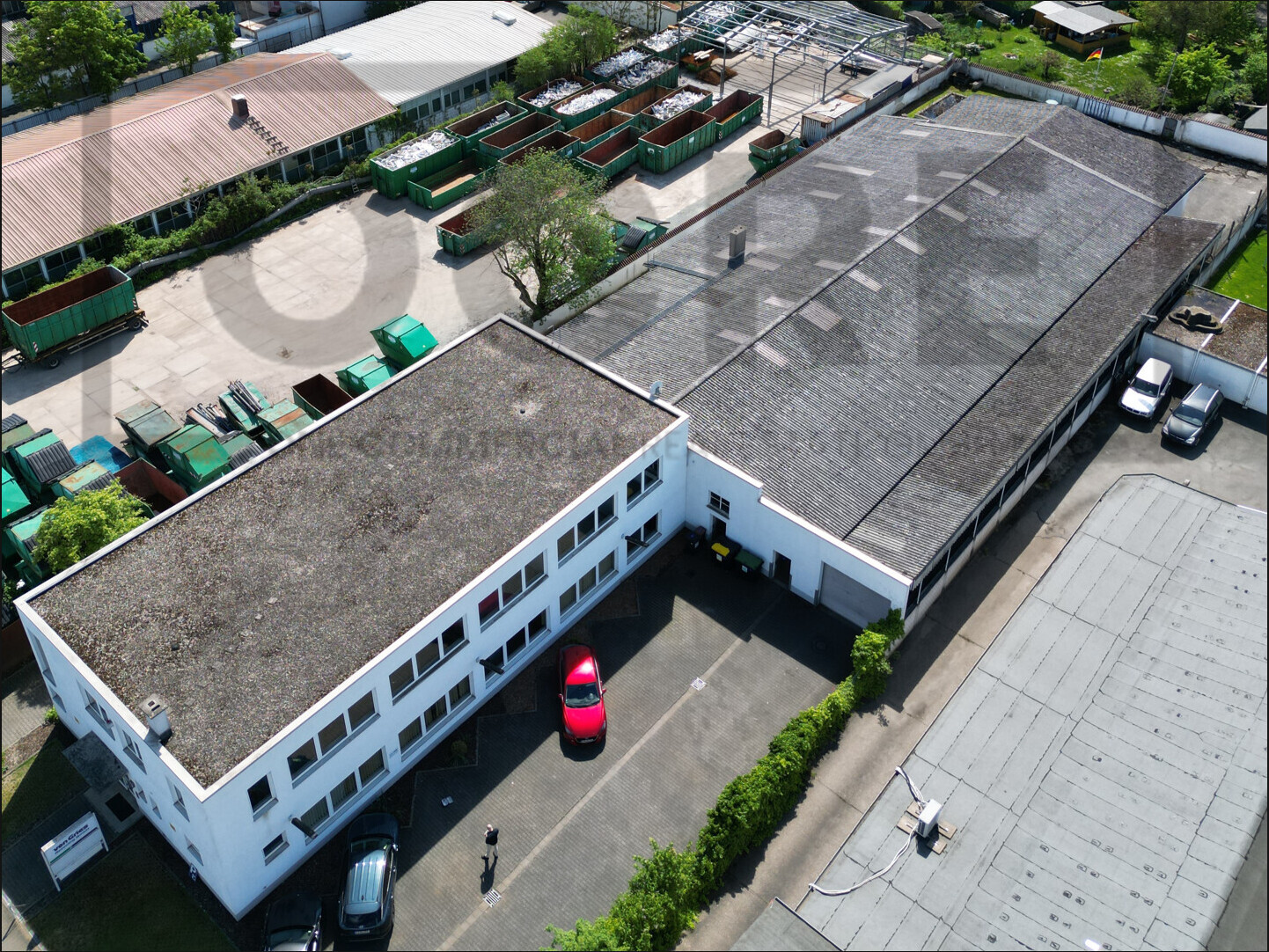 Im Exklusivmandat! Lager-, Büro- und Freifläche im Gewerbegebiet in Bergen-Enkheim