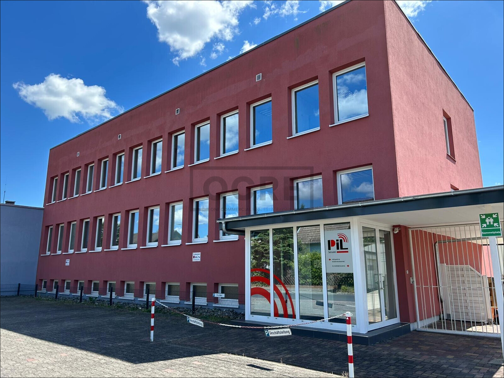 Im Exklusivauftrag! Produktions- und Bürogebäude mit bester Verkehrsanbindung und hochwertiger Ausstattung.