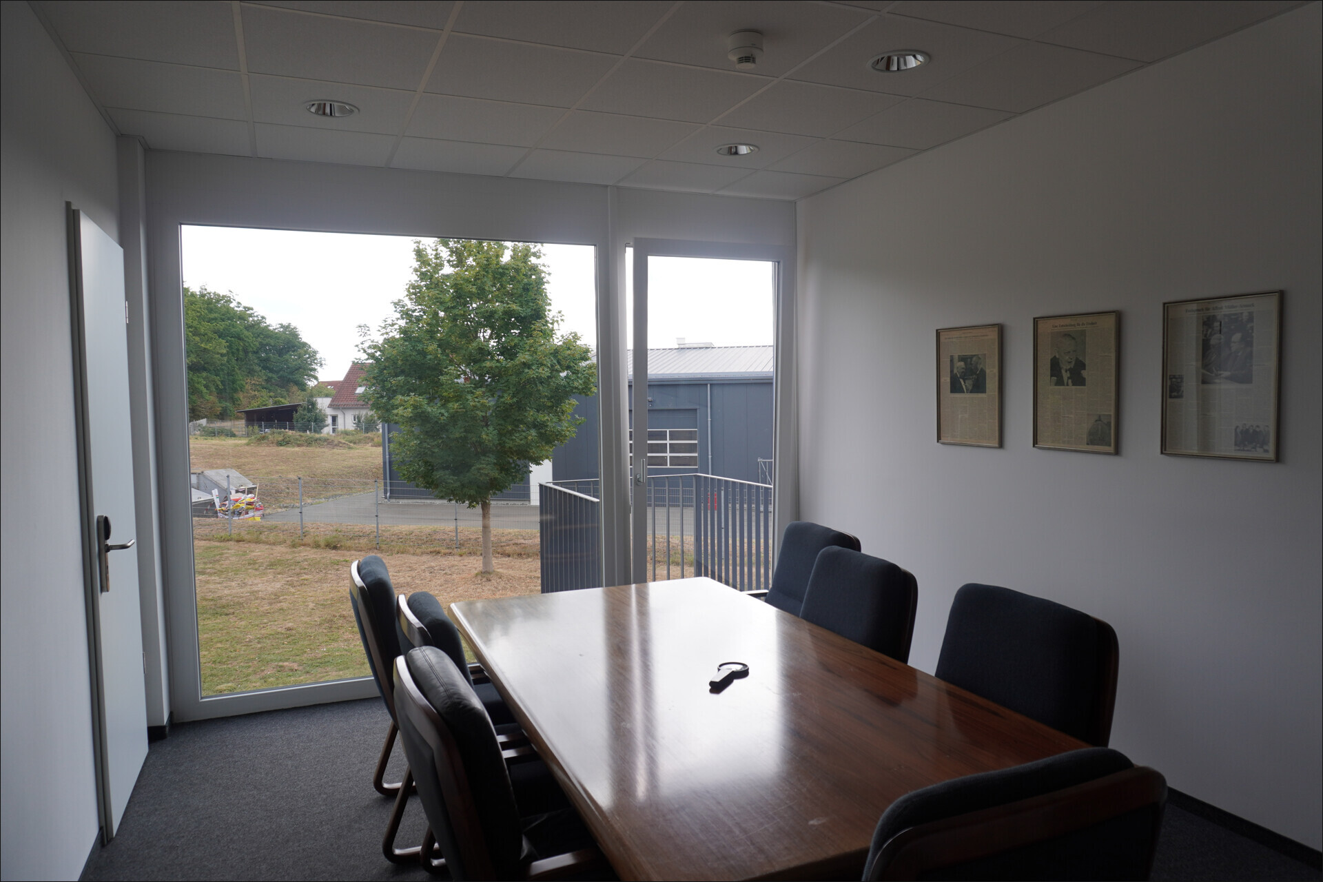 Im Exklusivmandat: Neuwertige Gewerbeimmobilie mit Bürogebäude und Lagerhalle in Friedrichsdorf, Ansicht 9