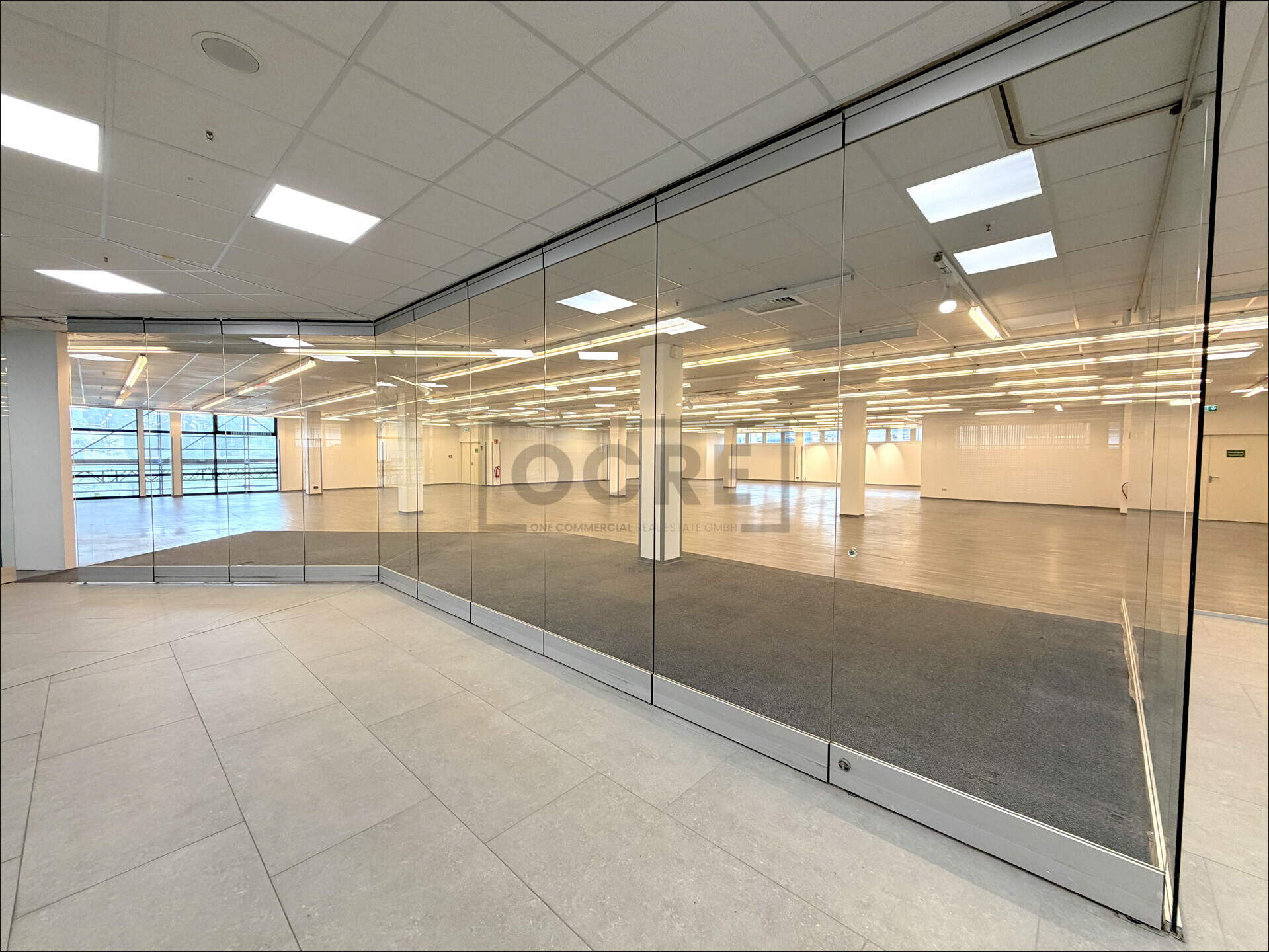Bestlage Oberursel: bis zu ca. 1.116 m² Büro-, Laden- und Kombifläche – teilbar ab ca. 350 m², Ansicht 9