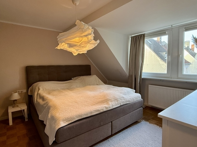 Schlafzimmer DG