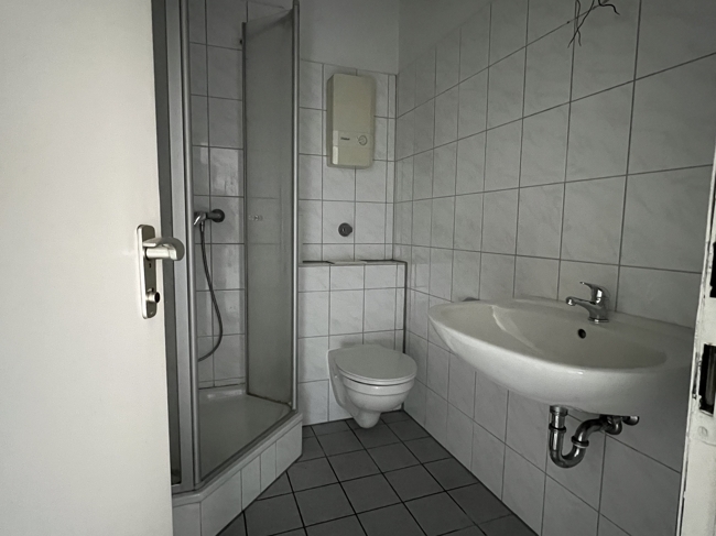 Bad mit Dusche