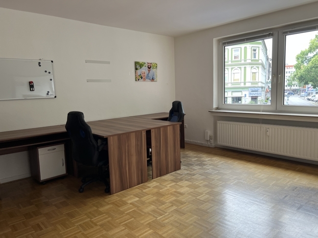 Büro3