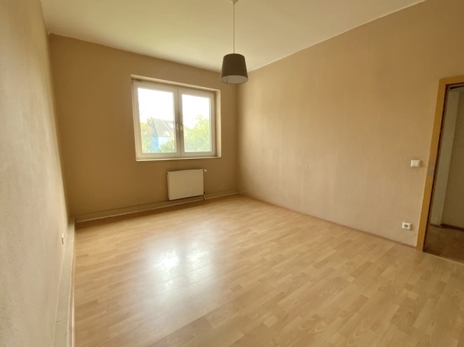 Wohn-Schlafzimmer 2