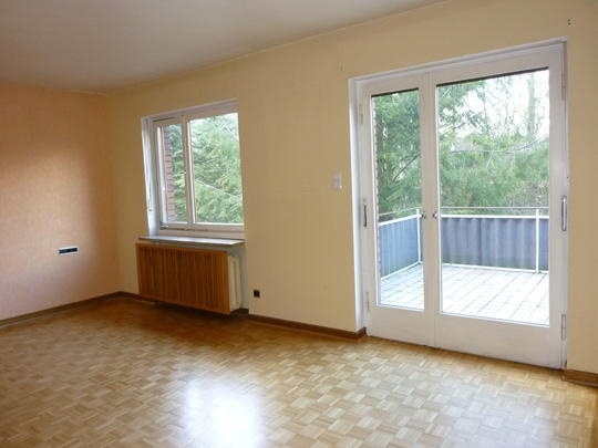 Zimmer mit Balkon.jpg