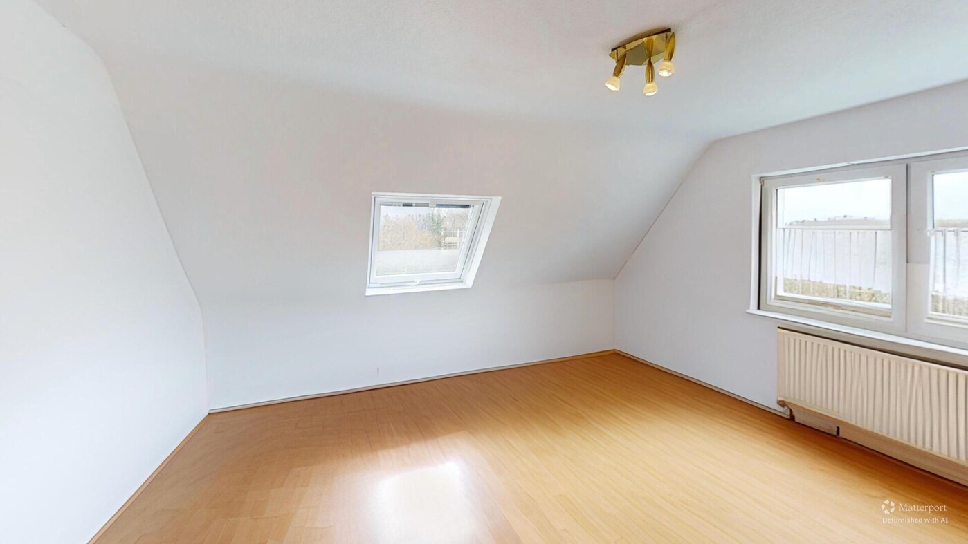 Immobilienportal On Office Detailansicht 19 Ein-Haus-fur-jede-Lebenssituation-Wohnen-Arbeiten-barrierefrei-Mehrgenerationen-oder-Vermietung-Living-Room-Defurnished 3