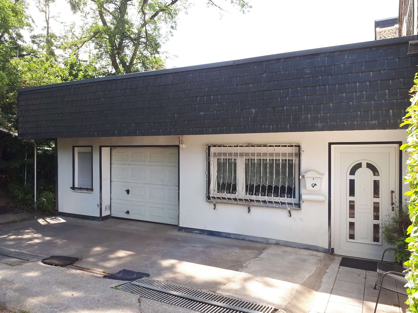 Immobilienportal On Office Detailansicht 2 HausFront1