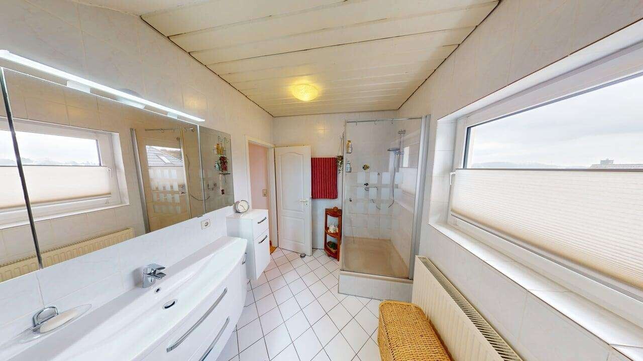 BADEZIMMER.