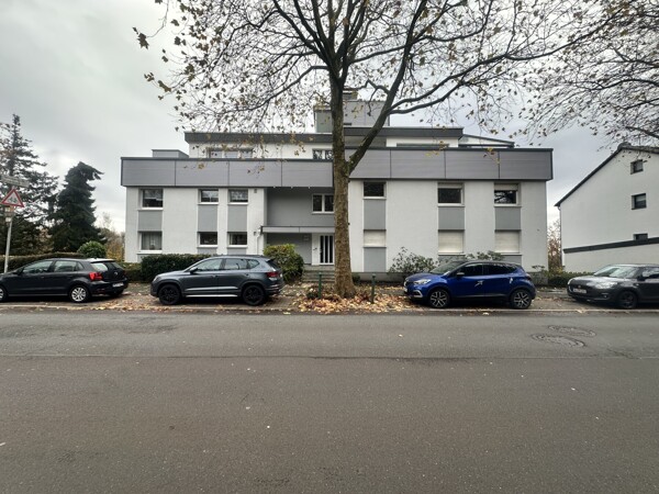 AKTUELLE IMMOBILIENANGEBOTE 6 HAUSANSICHT