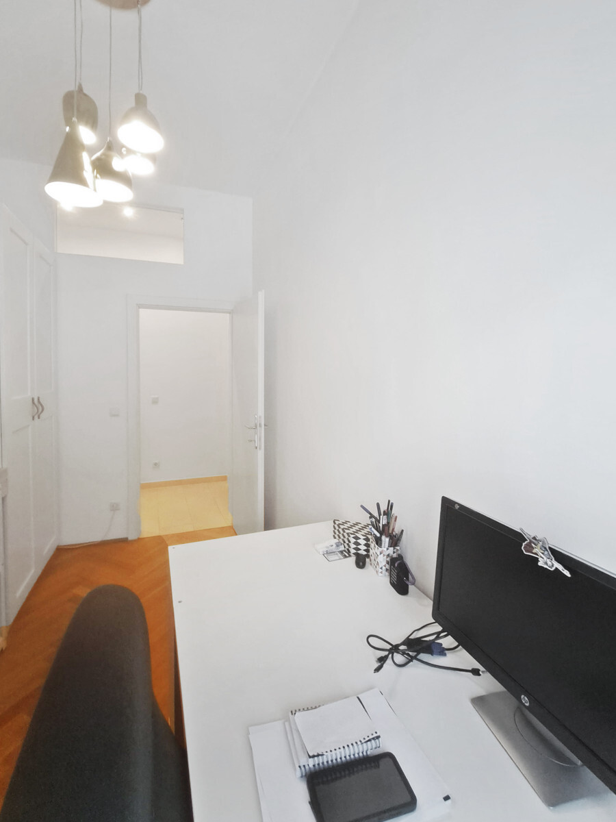 Arbeitszimmer Foto 1