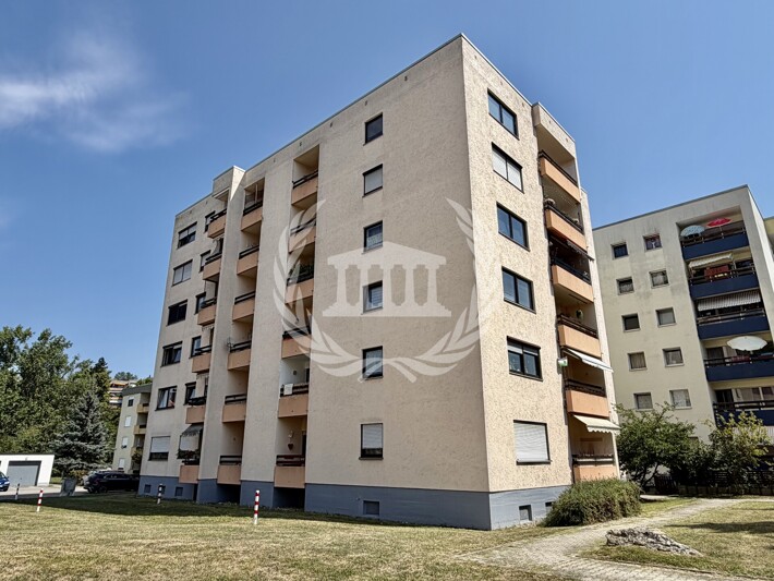 Gepflegte 3-Zimmer-Wohnung mit Balkon und Stellplatz in Regensburg-Reinhausen!