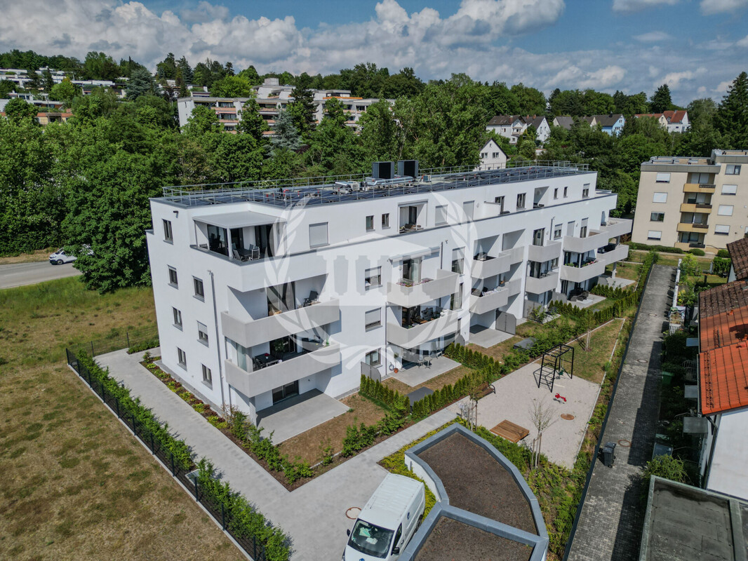 Fertiggestelltes Mehrfamilienhaus in KfW40 QNG mit Tiefgarage in Regensburg!