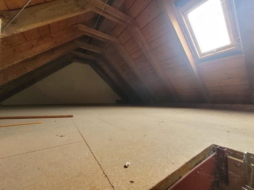 Dachspeicher über der Wohnung