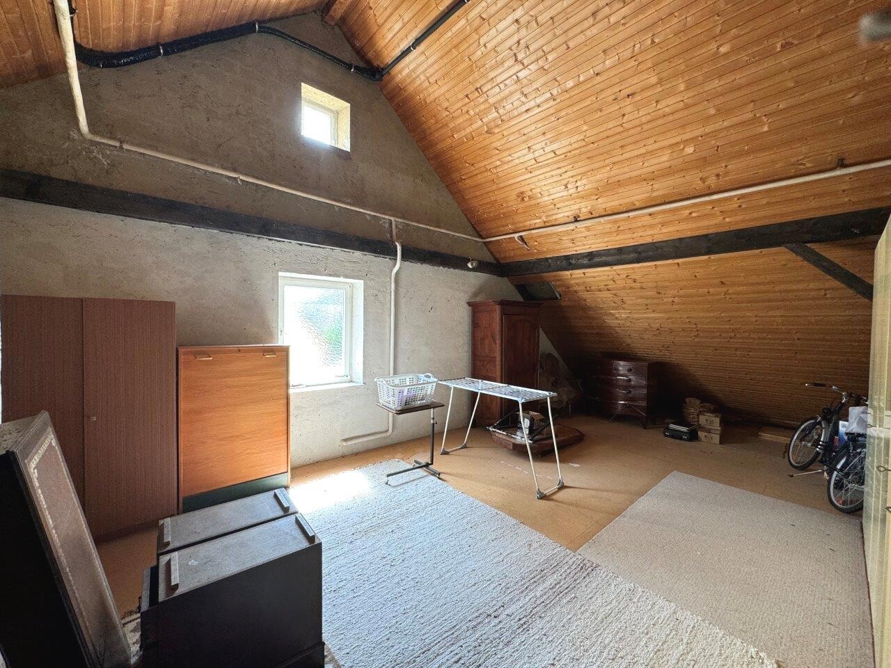 Dachraum 2 ausbaubar