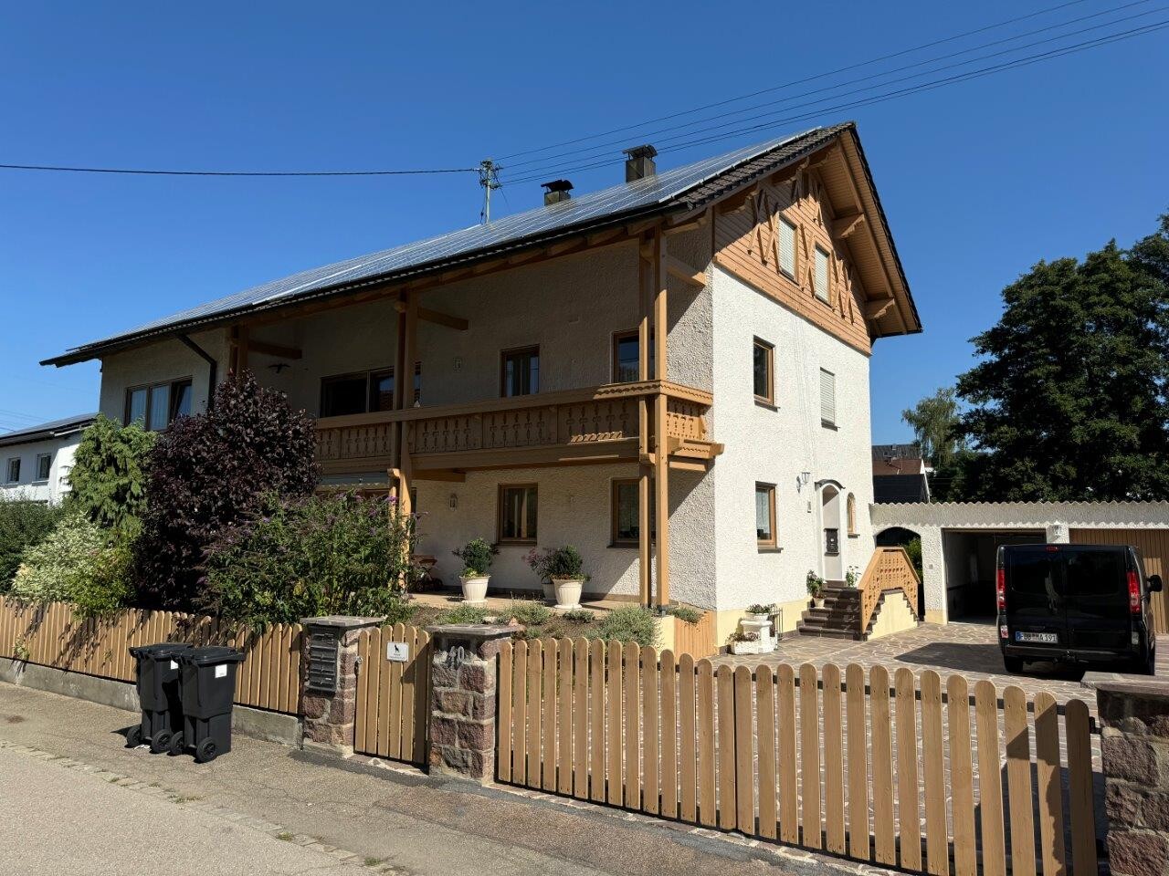 Straßenansicht
