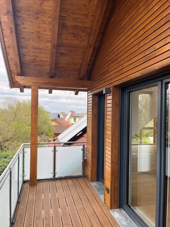 &Uuml;berdachter West-Balkon