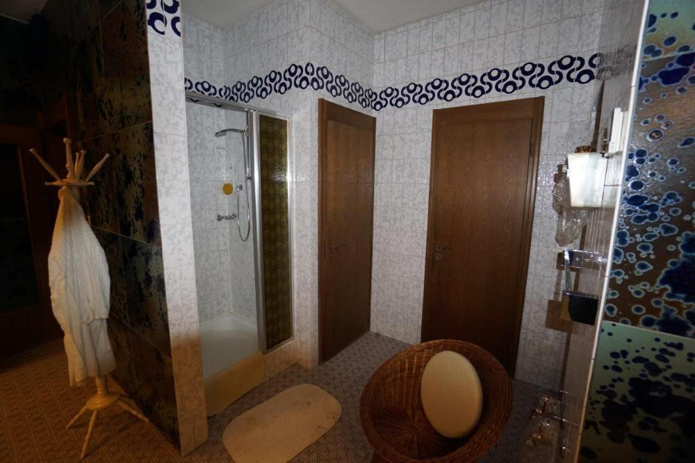 Dusche und Sauna