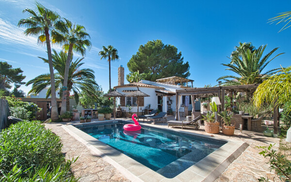 Traumhaus-Pool-El-Paraiso-berühmten-Strand-Es-Trenc.jpg