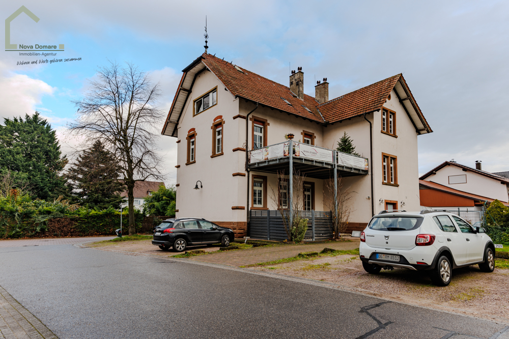 Historisches Wohn- und Geschäftshaus in Önsbach