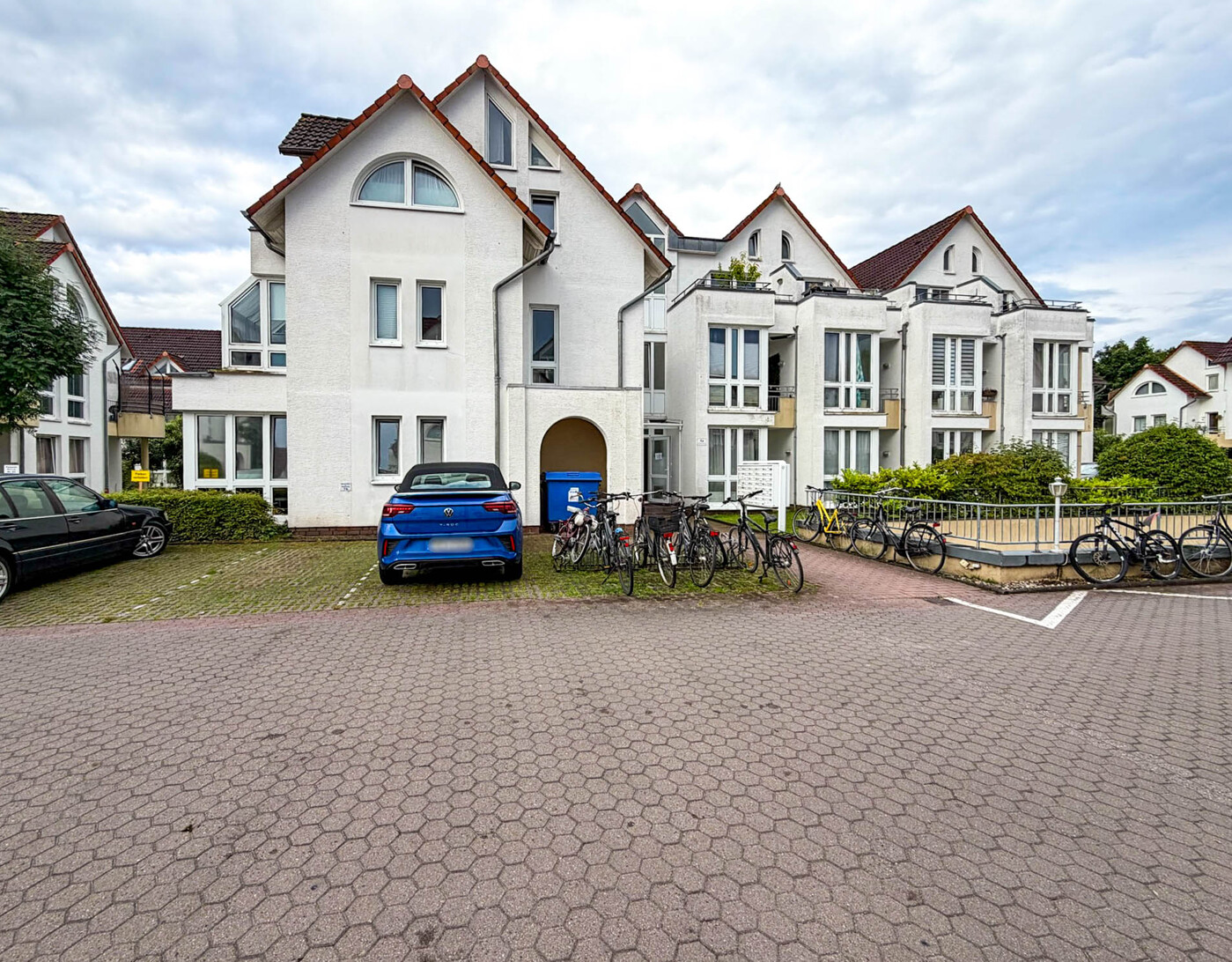 5 % Mietrendite in Oldenburg: Vermietetes 1-Zimmer-Apartment mit Dachterrasse – provisionsfrei
