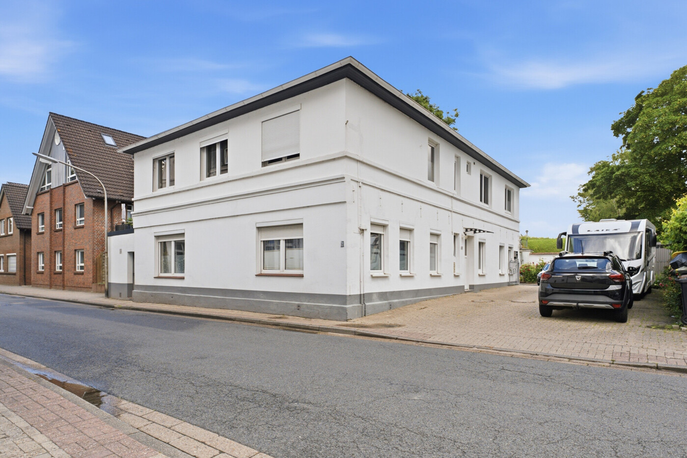 Kapitalanlage in Wilhelmshaven: 4-Parteien-Haus nahe Yachthafen