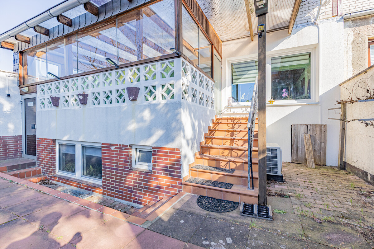 Treppenaufgang zum Wintergarten