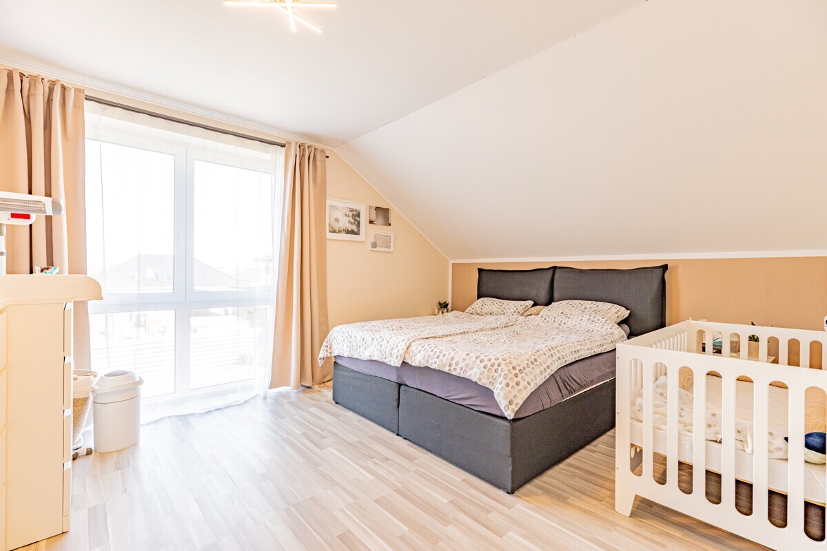 19 - Schlafzimmer OG