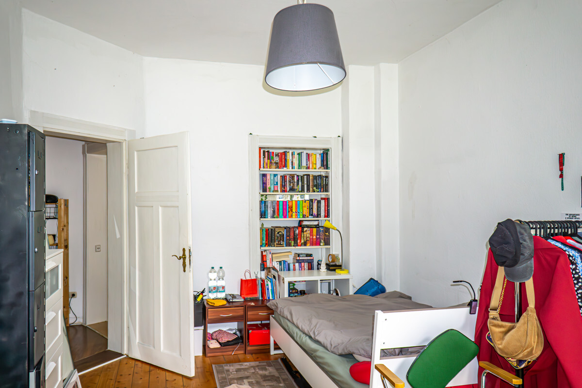 Schlafzimmer 1