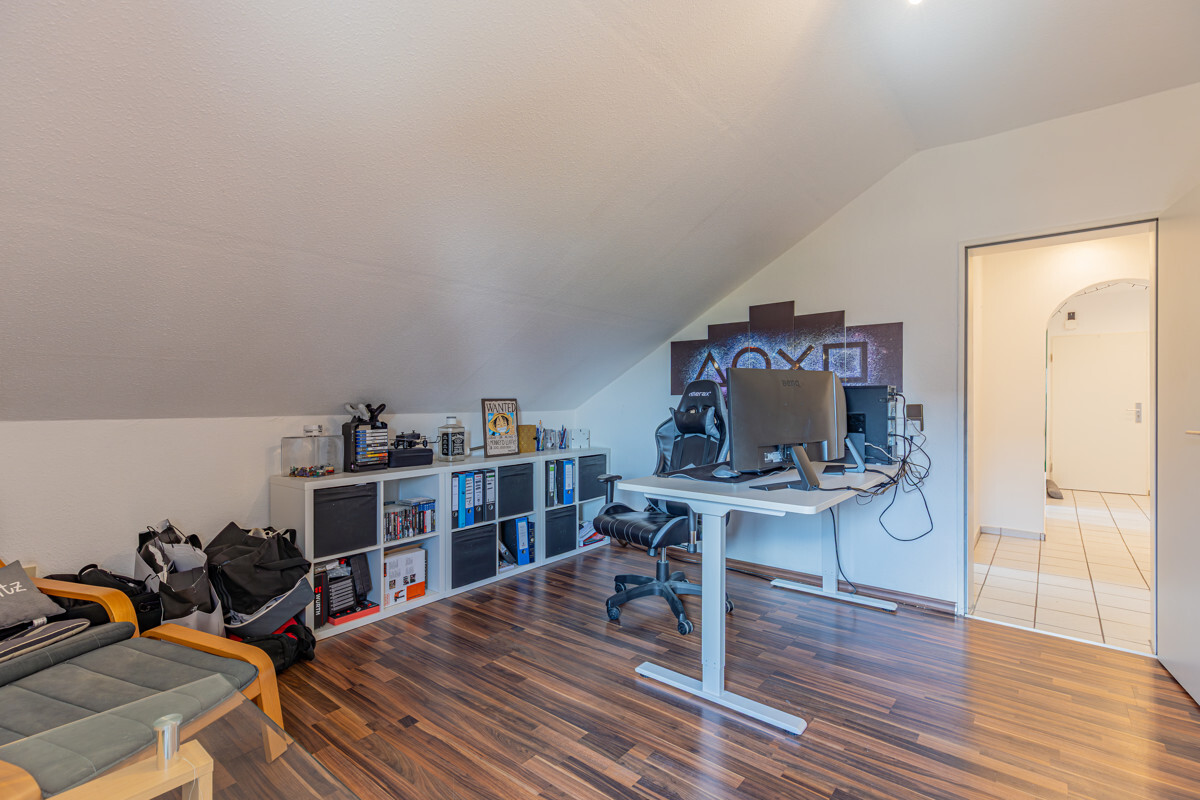 Gästezimmer mit Balkon OG