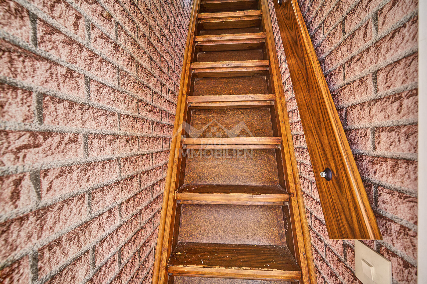 Treppe z.Dachboden