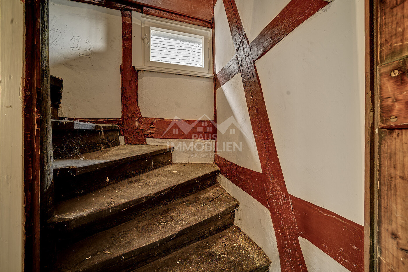 Treppe z. Dachb.