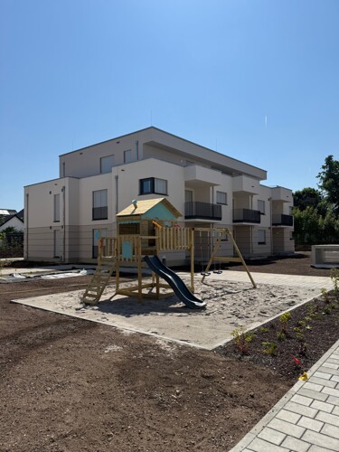 Innenhof mit Spielplatz