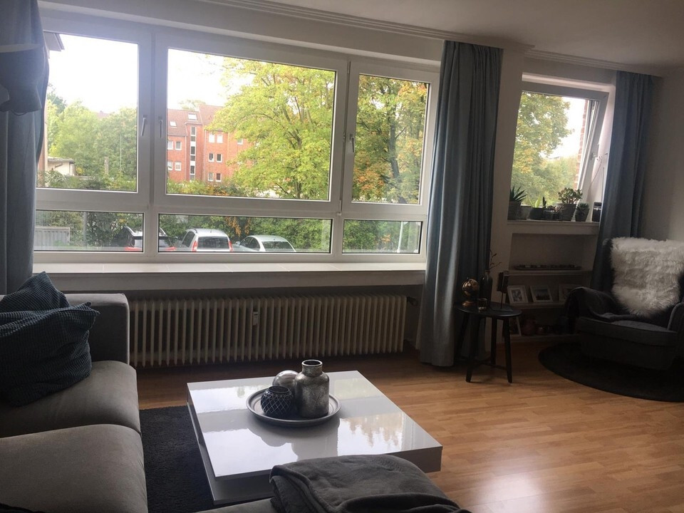Sanierte 2 Zimmerwohnung mit neuem Duschbad in Nippes! - Foto 1