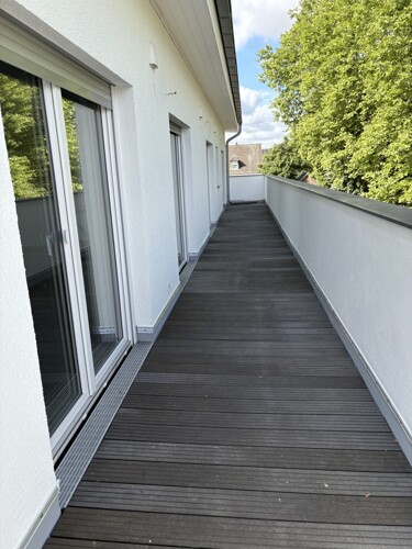 umlaufende Terrasse