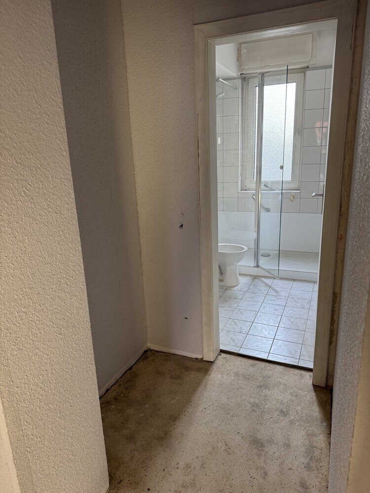 Mitten in der Stadt neu renoviert, kleiner Balkon! - Foto 5