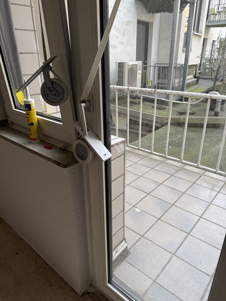 Mitten in der Stadt neu renoviert, kleiner Balkon! - Foto 2