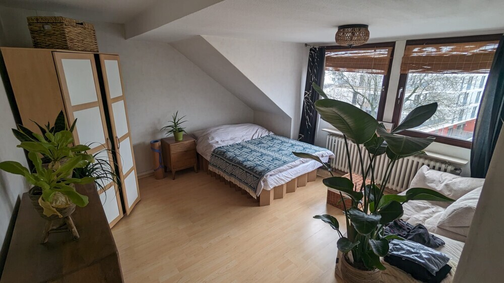 Wohnen im Dachgeschoss mitten in Zollstock! - Foto 1